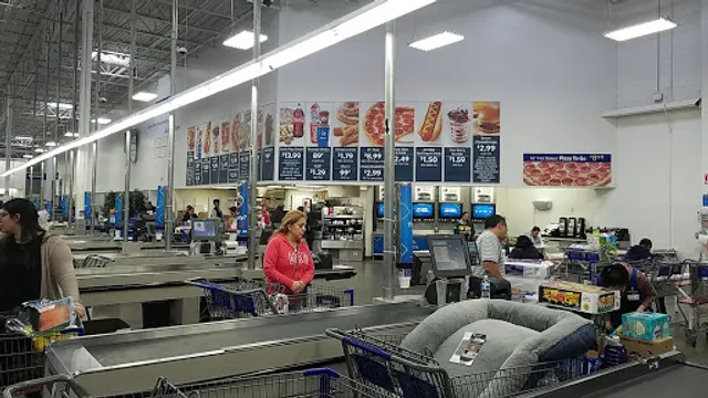 Sam's Club