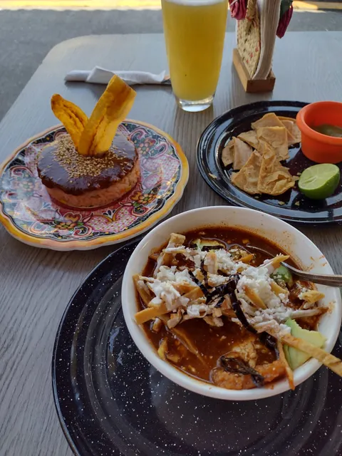 Restaurante "Mi Morenita"