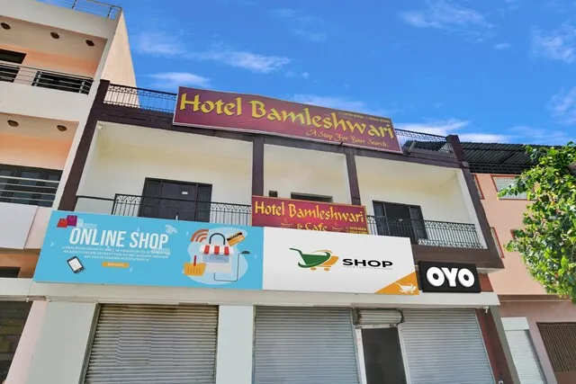 OYO 813401 Hotel Bamleshwari
