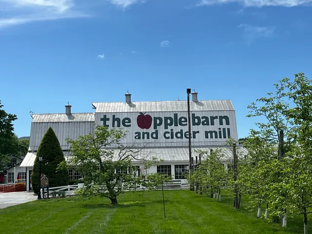 Candy Apple & Chocolate Factory