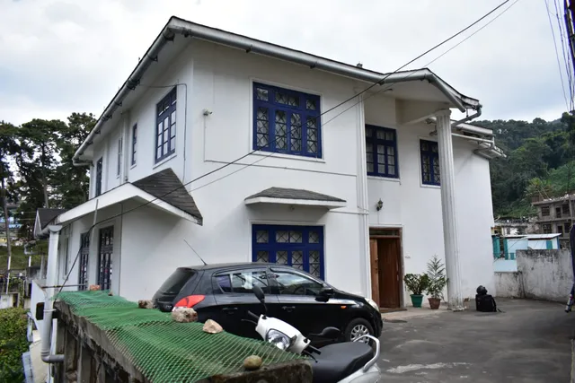 Crossroad Guest House