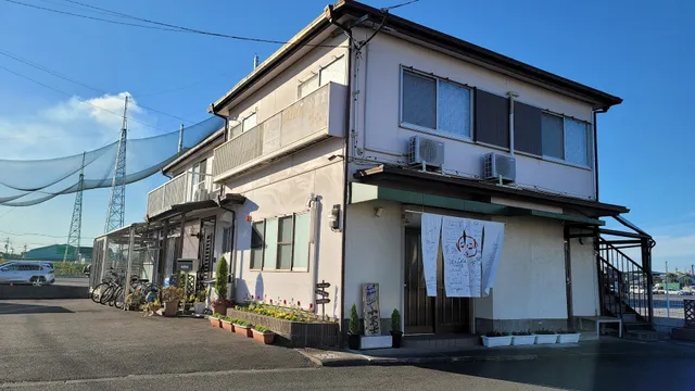 ゲストハウス 小富士