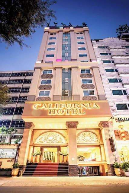 California Saigon Hotel & Rooftop Pool