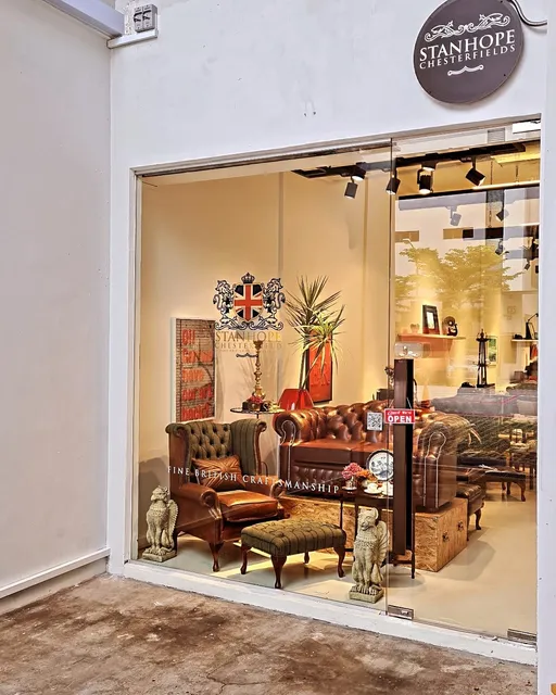 The British Antiques Company