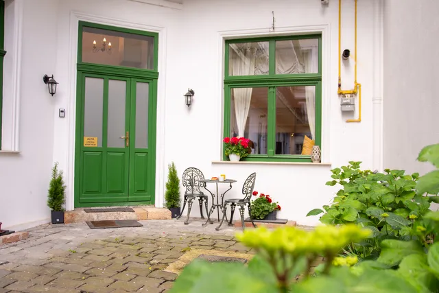 Alma Central Apartment