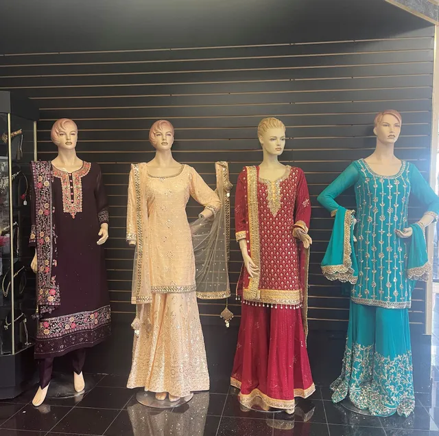 Sona Chaandi Boutique & Salon