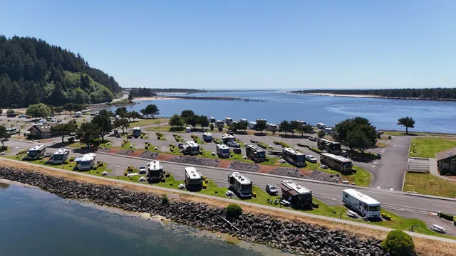 Winchester Bay RV Resort