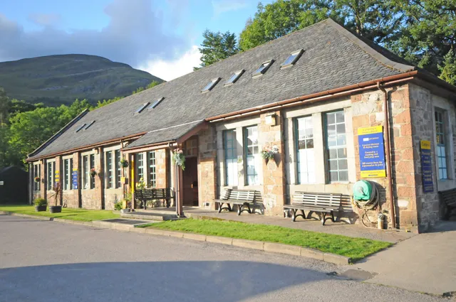 Blackwater Hostel, Glamping & Campsite