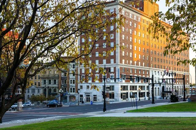 Renaissance Albany Hotel