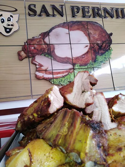 Lechonería San Pernil