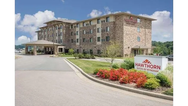 Hawthorn Suites by Wyndham Bridgeport/Clarksburg
