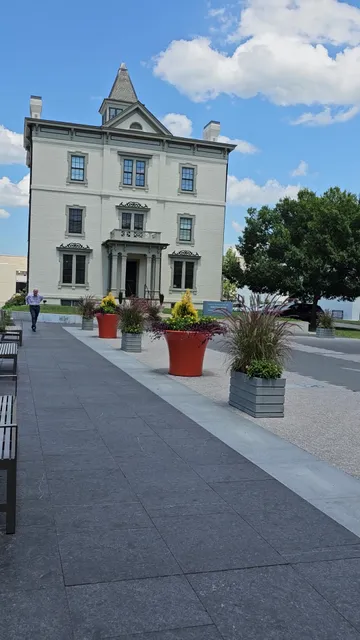 Virginia Museum of Fine Arts Shop