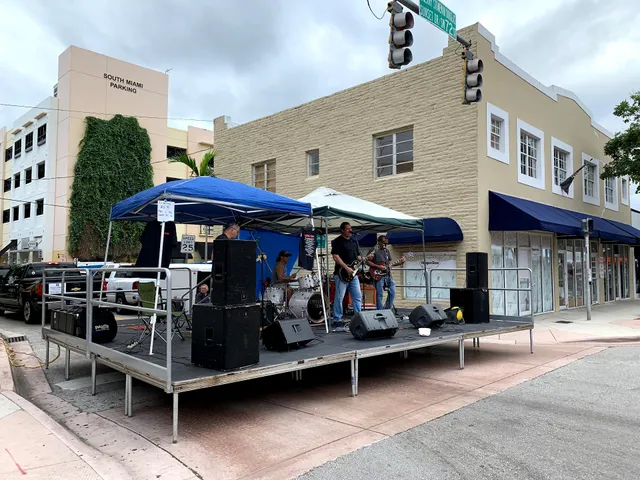 The South Miami Rotary Art Festival