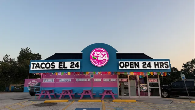 Tacos el 24