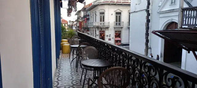 Gold House | Casco Viejo