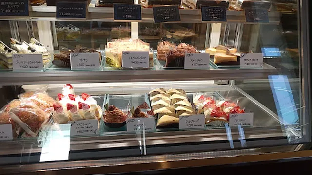 ポンパドール紗