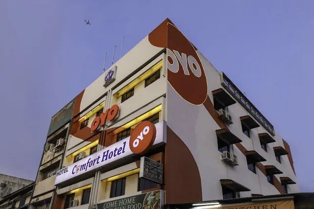Super OYO 473 Comfort Hotel 2