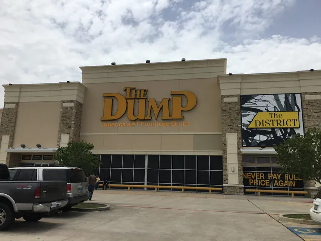 The Dump Luxe Furniture Outlet