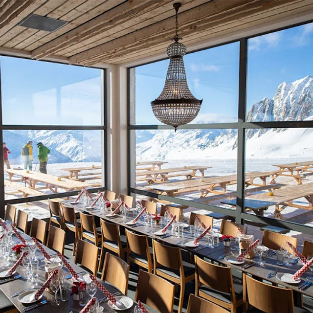 Aussichtsrestaurant Schneehüenerstock