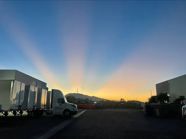 Universal Laundry & Linen