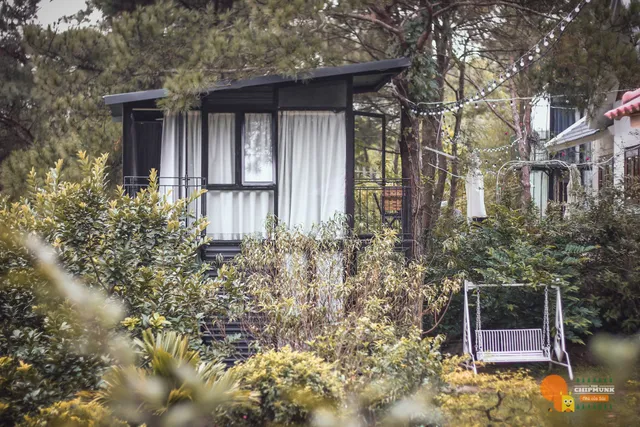 The Chipmunk - Nhà của Sóc