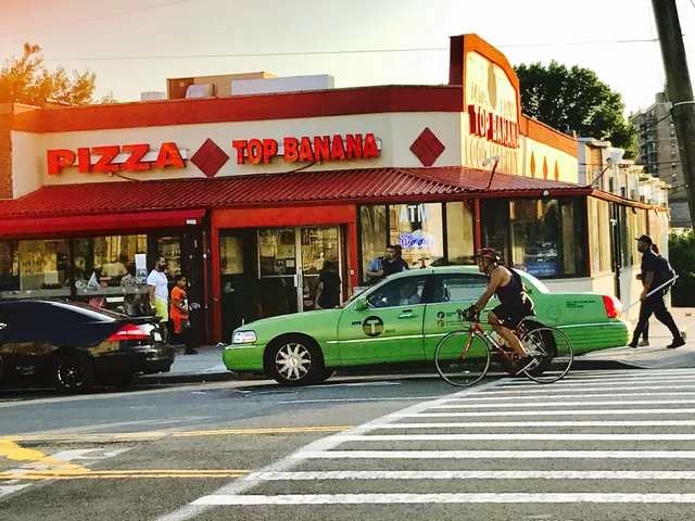 Top Banana Food Market