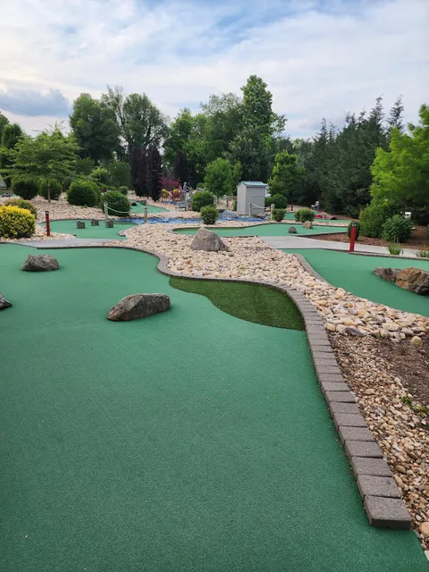 Bridgewater Mini-Golf at Sandy Bottom Park