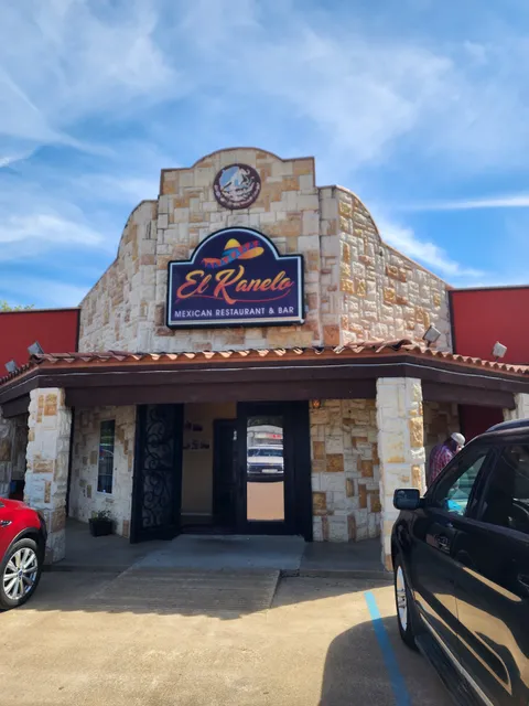 El Kanelo Mexican Restaurant & Bar