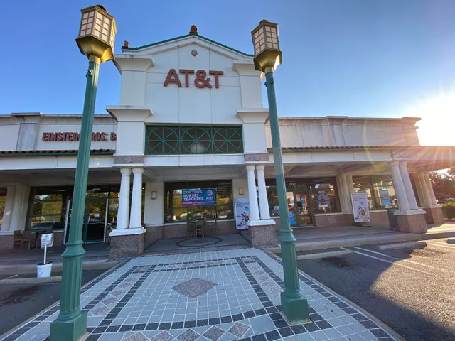 Libbie Place Shopping Center