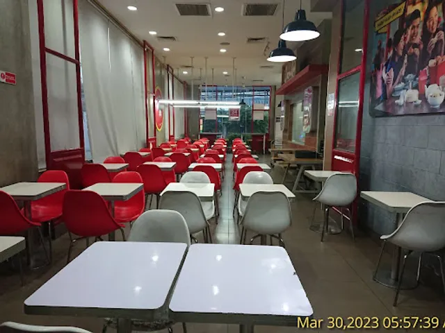 Chowking Pasig Market