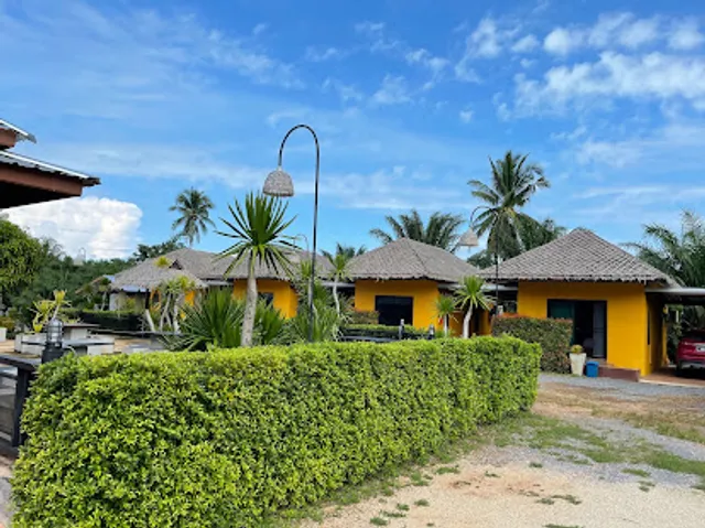 Baan Suan Nam Resort