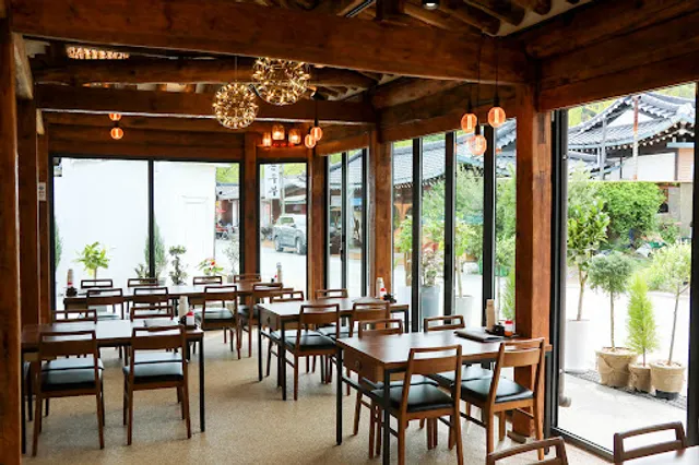 뜰안채 한옥식당