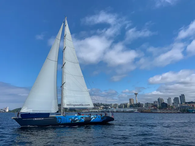 Sailing Seattle