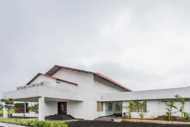 Collection O Vijay Nagar Indore Formerly Hotel Shiva Inn