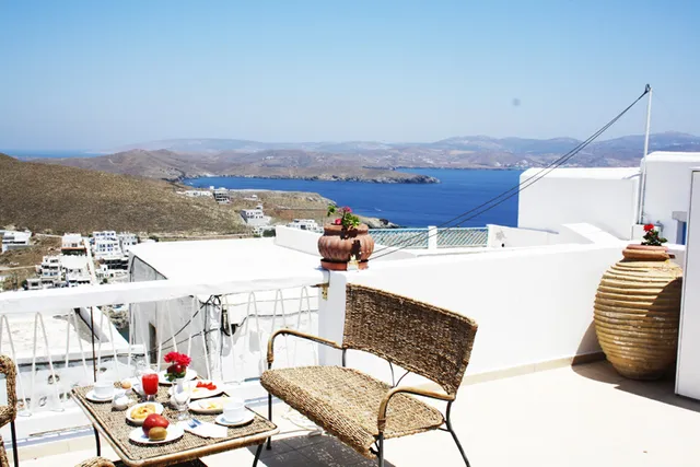 Mariakis Luxury Studios