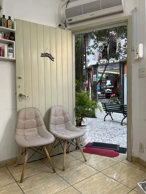 Esmalteria Donabela Unha e Cabelo