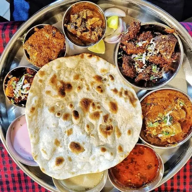 Hotel lai bhari kolhapuri.