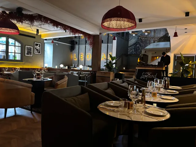 Leopard restaurant Casablanca