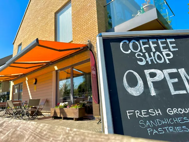 MK Café and Restaurant