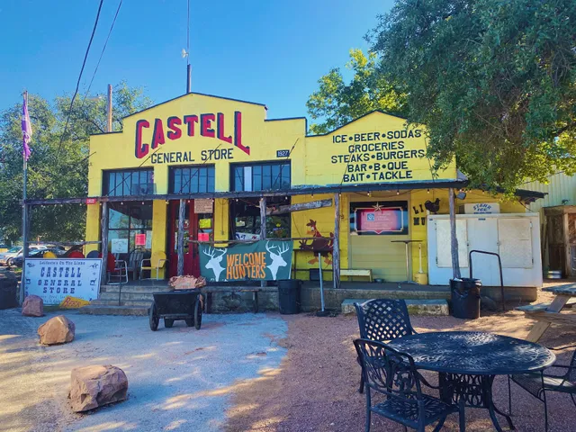 Castell General Store