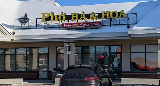 Pho Ha & Hoa