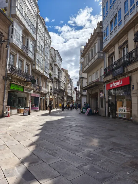 Cantones Centro de Negocios