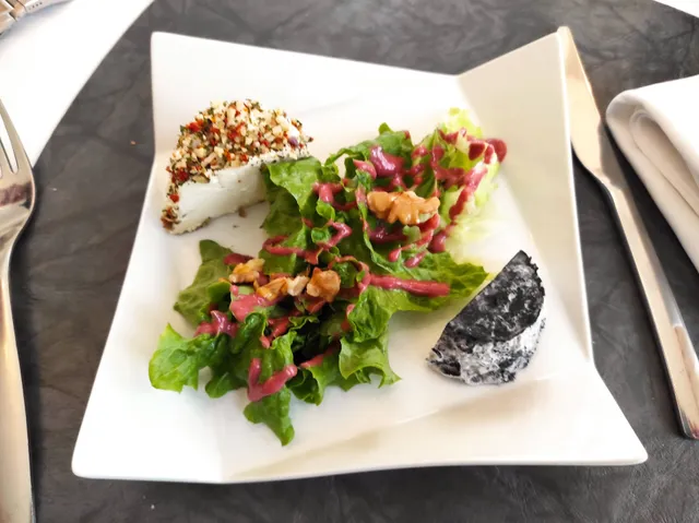 Hôtel Restaurant La Feuillardière