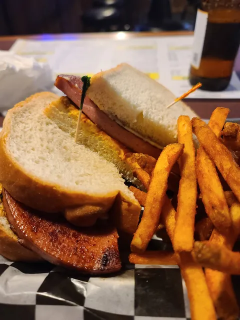 South End Bar and Grill