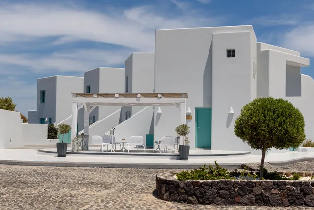 Neptune Luxury Spa Suites