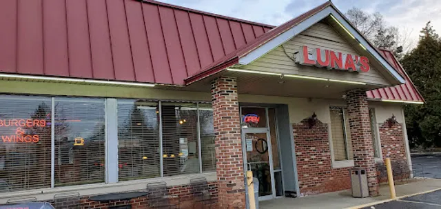 Luna's Family Restaurant