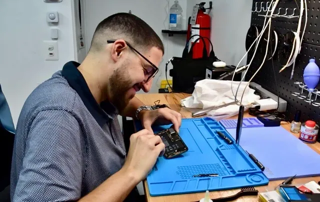 The Repair Square - Phone and Computer Repair (Appointments Only)