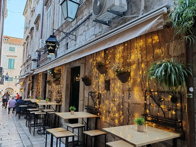 Barka Tapas & Wine bar