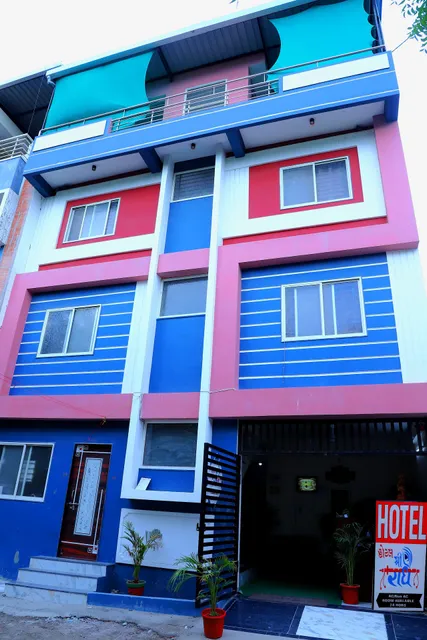 Hotel O Shree Radhey