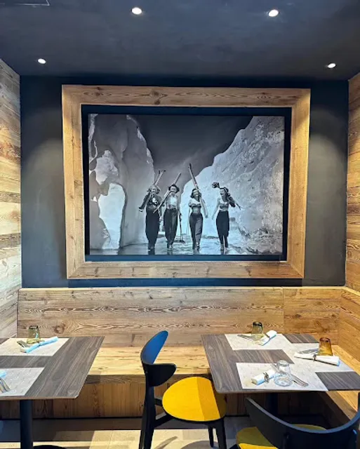 DOSS Alpine Style - Attic Restaurant - Bar - Rifugio